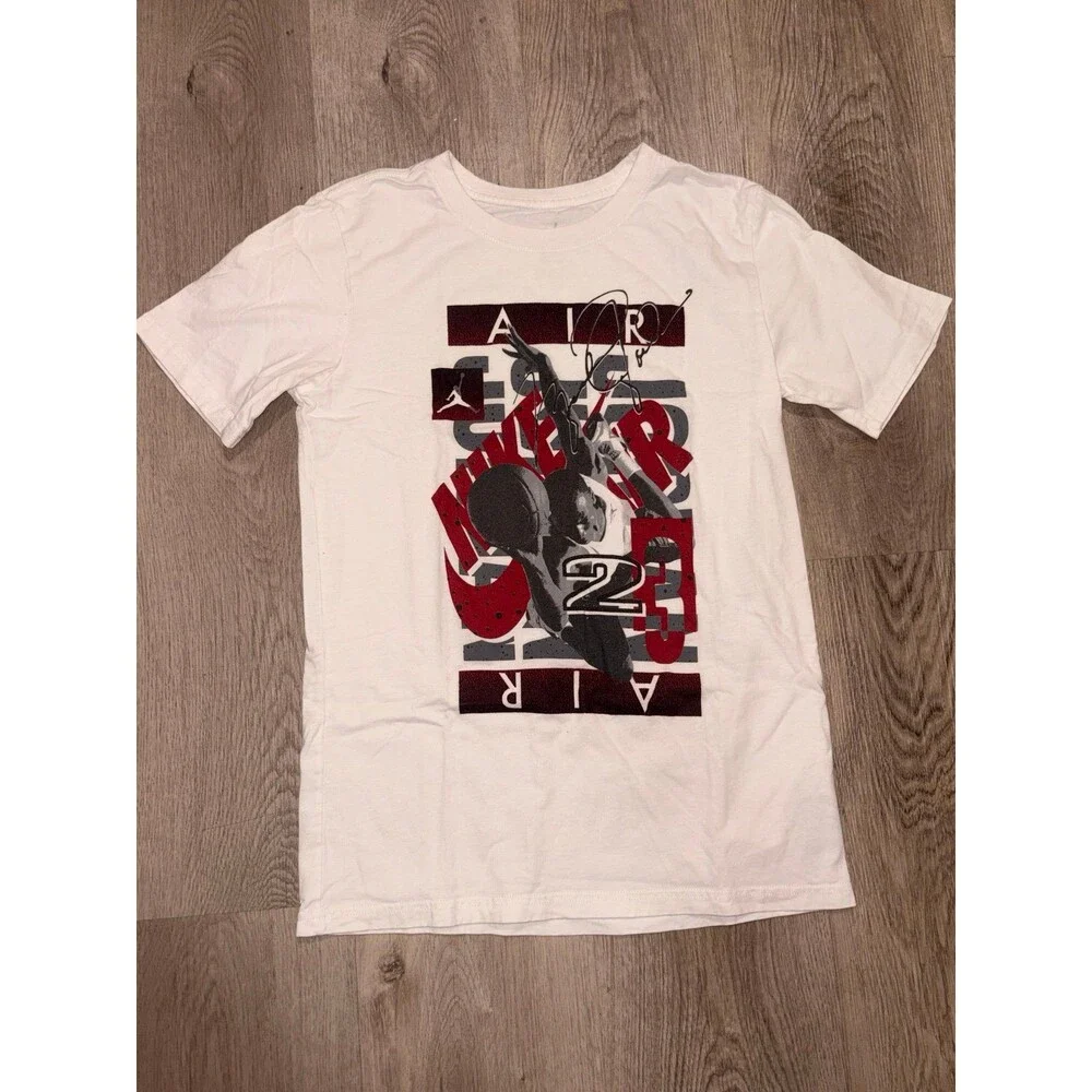 Nike Air Jordan Youth L T-shirt‎ 12-13 GUC